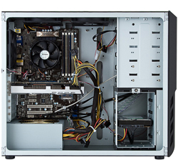 ドスパラの、冷却性能に優れたオリジナルミドルタワーケース