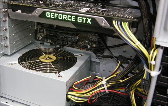 電源ユニットとグラボ