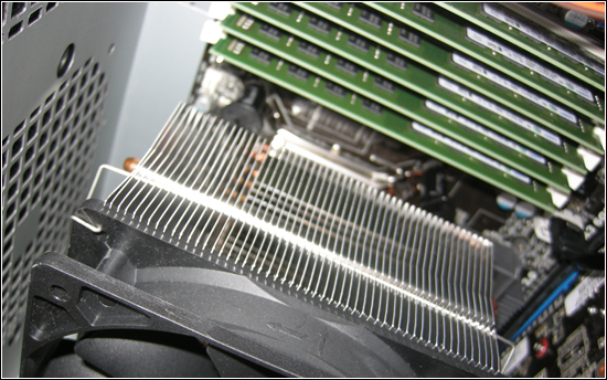 メモリとヒートシンク