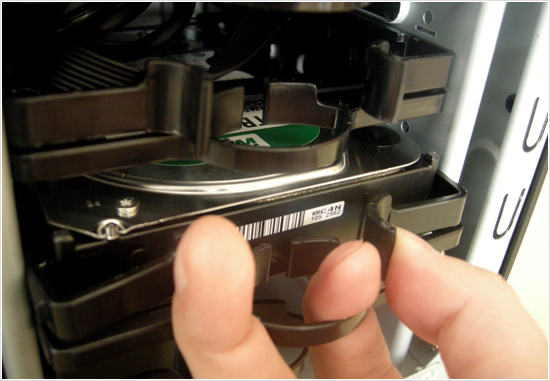 HDDの取り出しが簡単!!